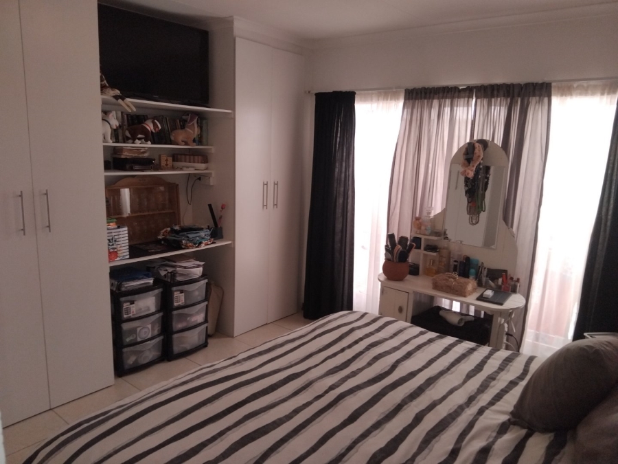 2 Bedroom Property for Sale in La Hoff North West